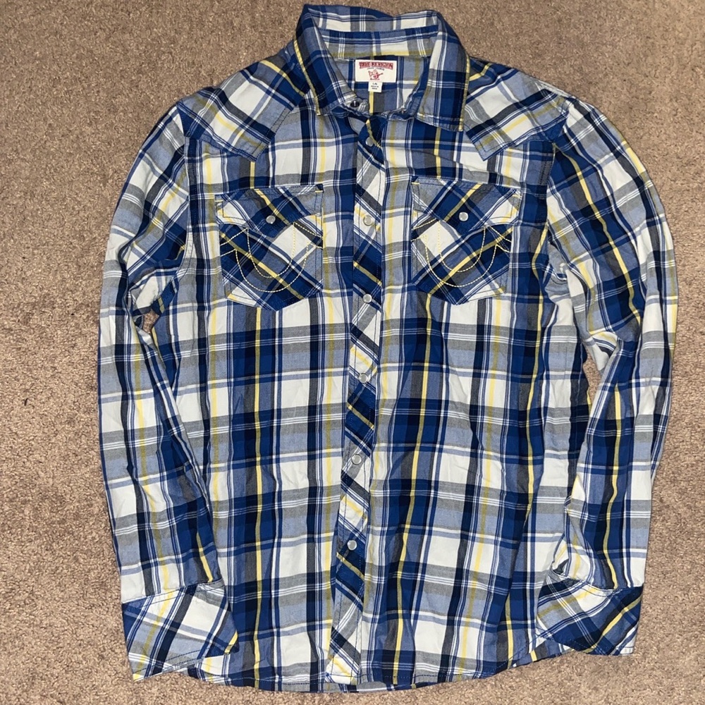 True Religion Button up Tshirt LARGE